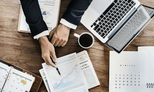 Trading menggunakan kalender ekonimi