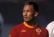 Hidetoshi Nakata: The Original Asian Star yang Menabrak Eropa dengan Visi, Skill, dan Kepribadian Out of the Box